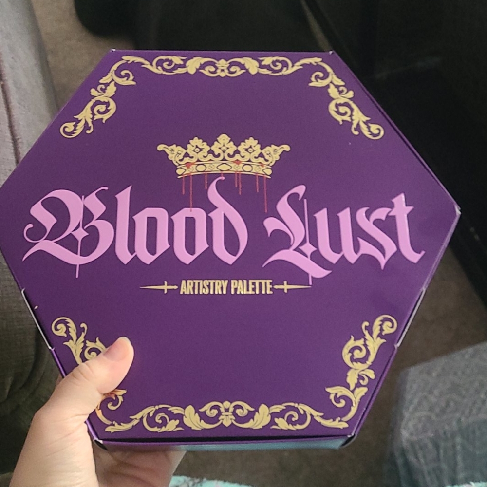 New Jeffree Star Cosmetics Blood Lust Pallette